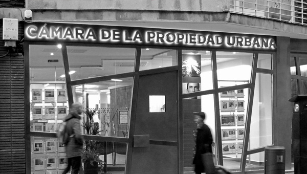 imagen Fachada Cámara de la Propiedad Urbana de León